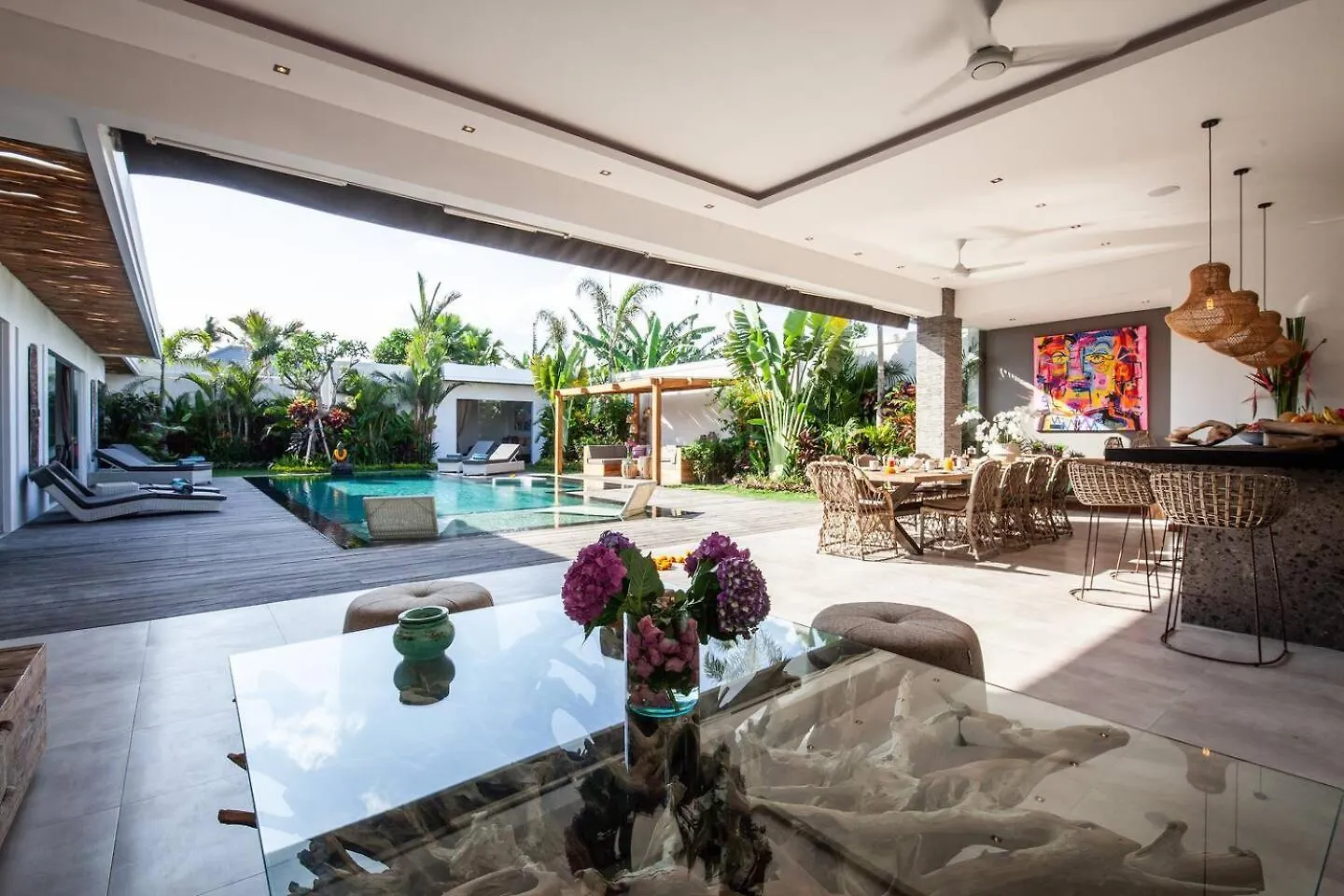 Seminyak 5 Bd Villa Avec Chill-Out Extrieur  세미냑